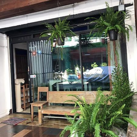 Lanna Hostel Chiang Mai Esterno foto