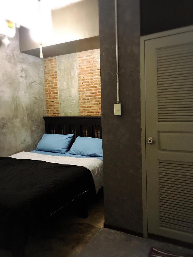 Lanna Hostel Chiang Mai Esterno foto