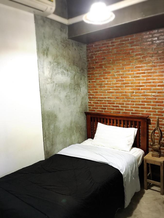 Lanna Hostel Chiang Mai Esterno foto