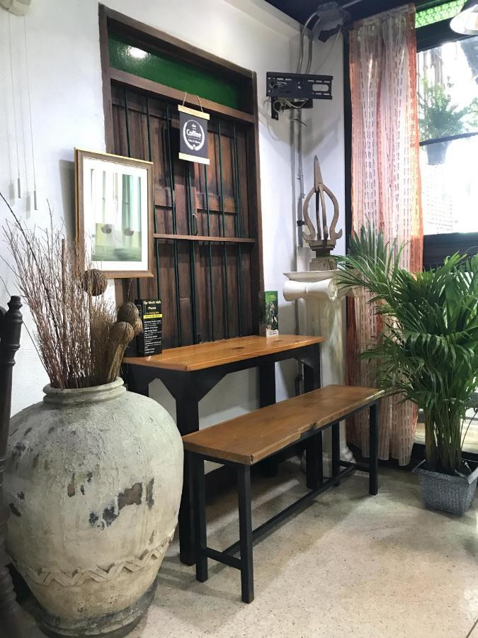 Lanna Hostel Chiang Mai Esterno foto