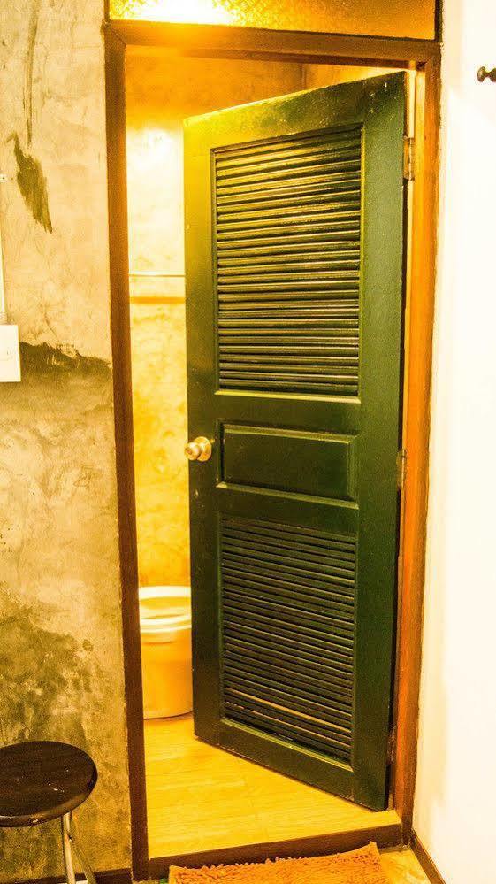 Lanna Hostel Chiang Mai Esterno foto
