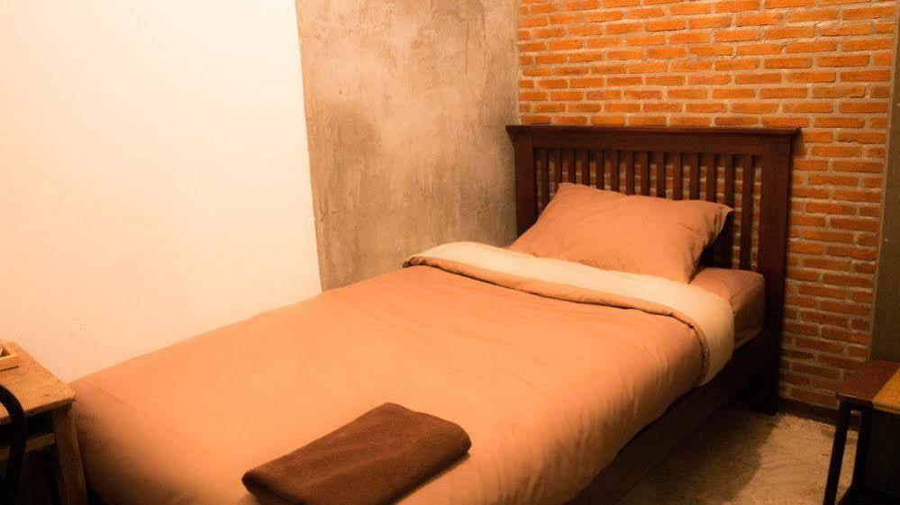 Lanna Hostel Chiang Mai Esterno foto