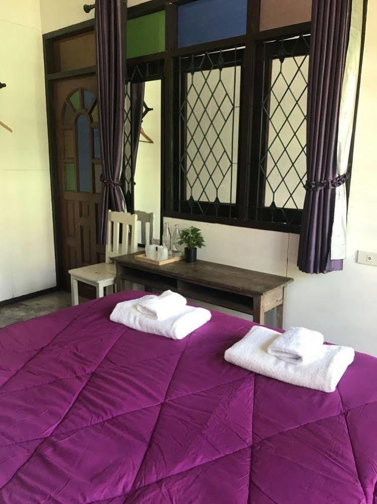 Lanna Hostel Chiang Mai Esterno foto